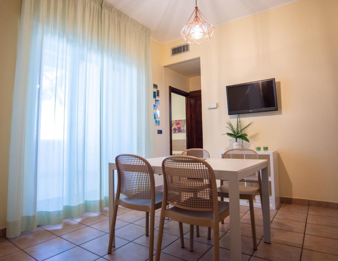 Blu Sun Apartment In Complesso Riva Del Sole Джовинаццо Экстерьер фото