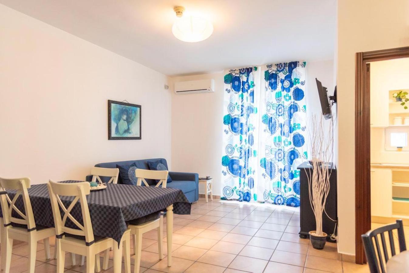 Blu Sun Apartment In Complesso Riva Del Sole Джовинаццо Экстерьер фото